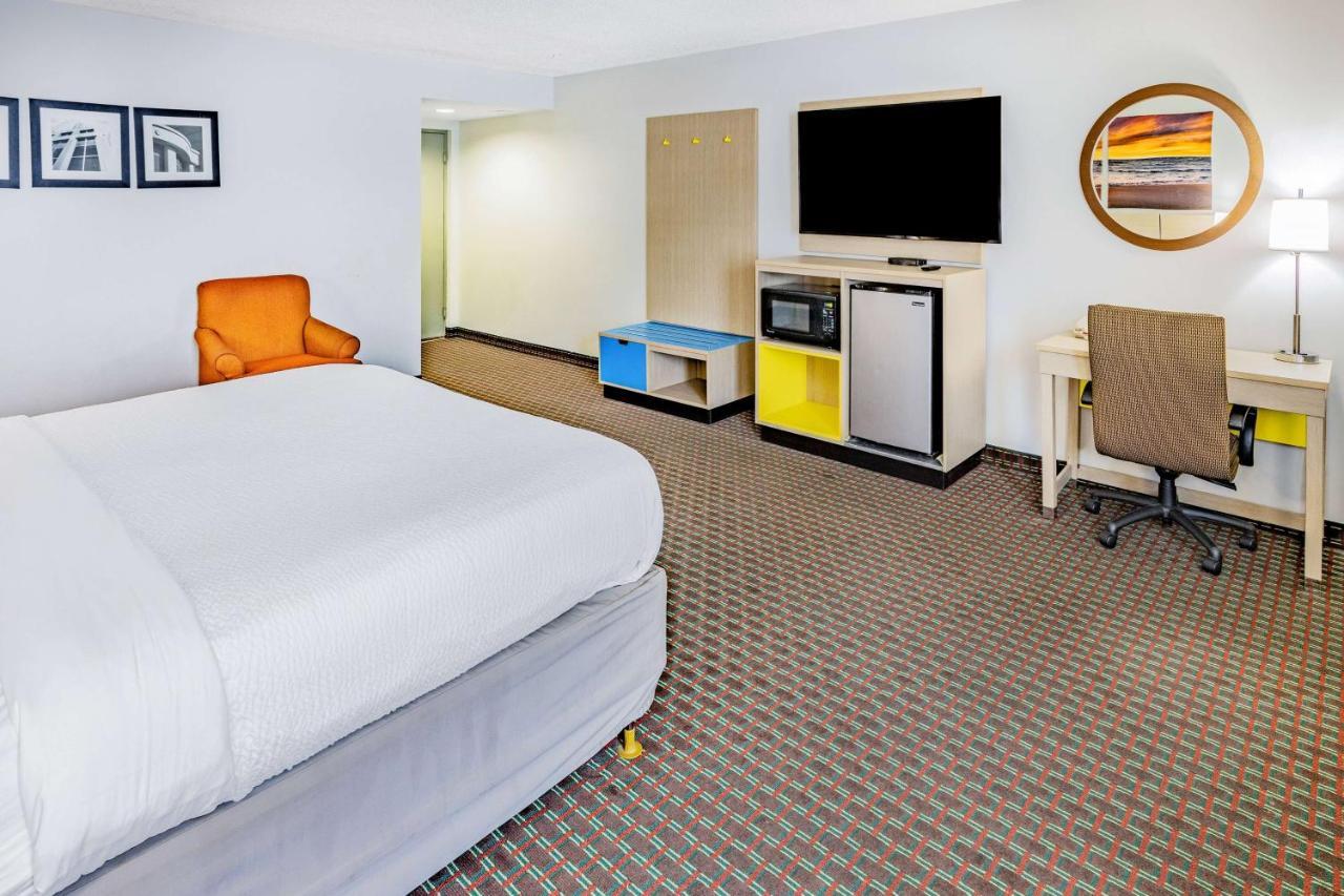 Days Inn By Wyndham Hartsfield Jackson Atlanta Airport West Колледж Парк Экстерьер фото