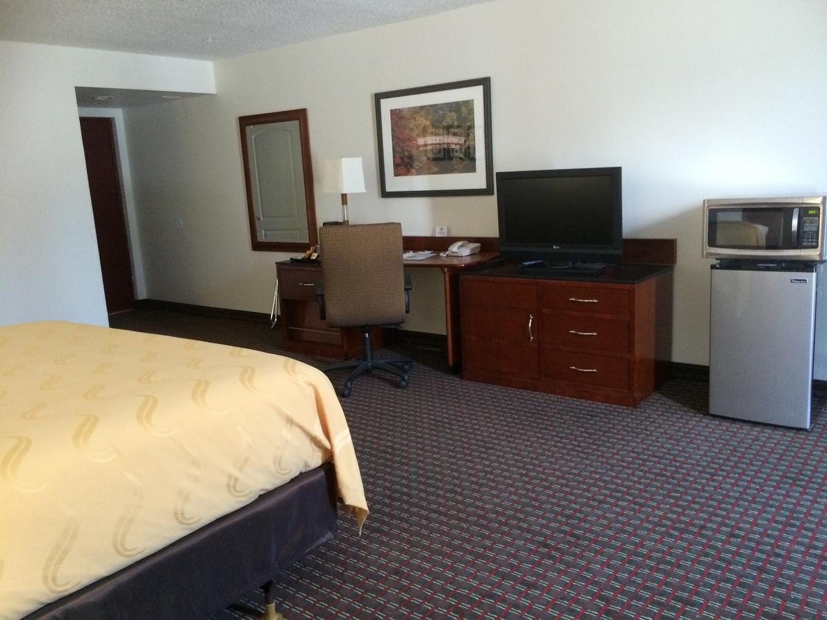 Days Inn By Wyndham Hartsfield Jackson Atlanta Airport West Колледж Парк Экстерьер фото