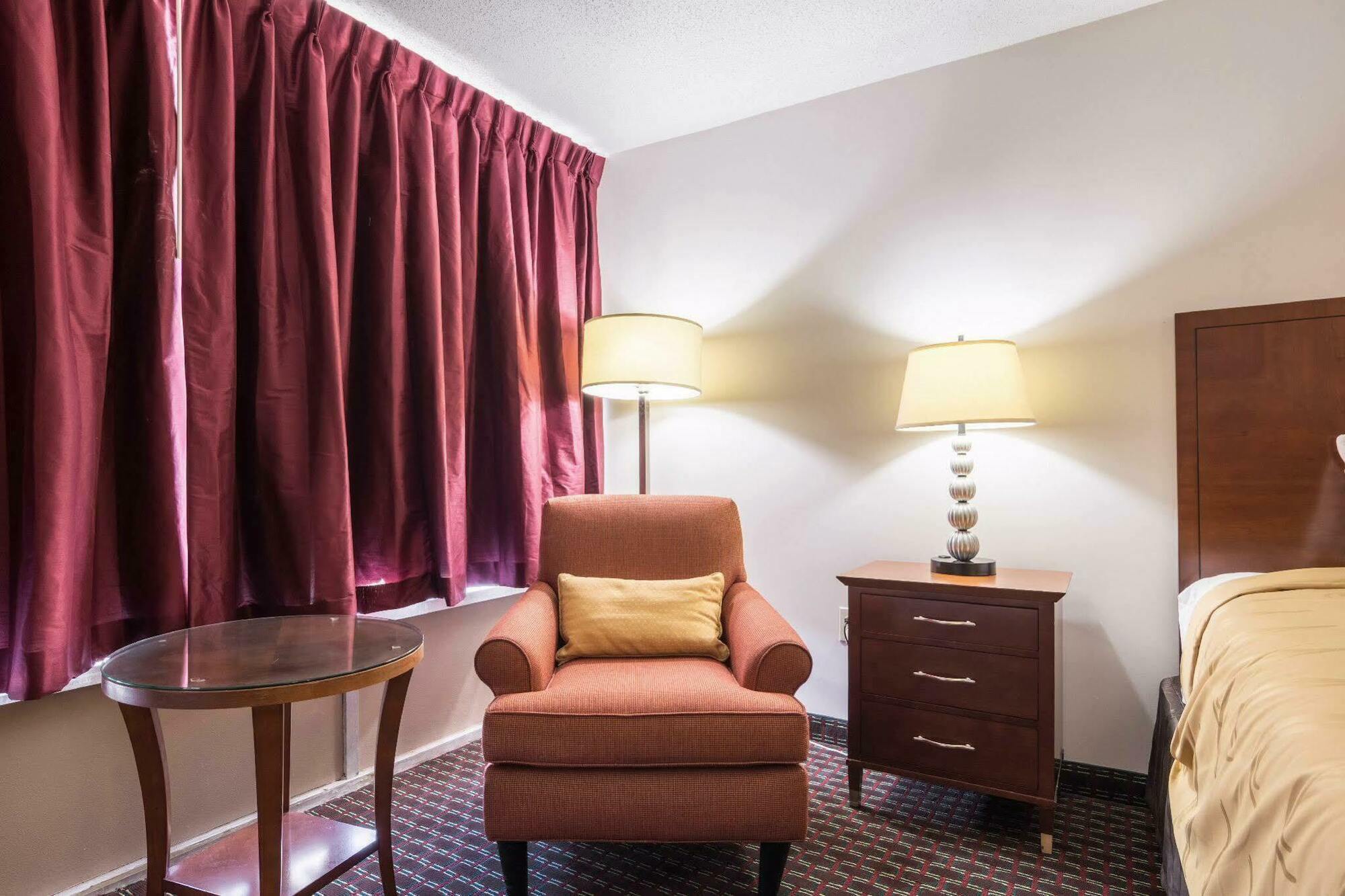 Days Inn By Wyndham Hartsfield Jackson Atlanta Airport West Колледж Парк Экстерьер фото